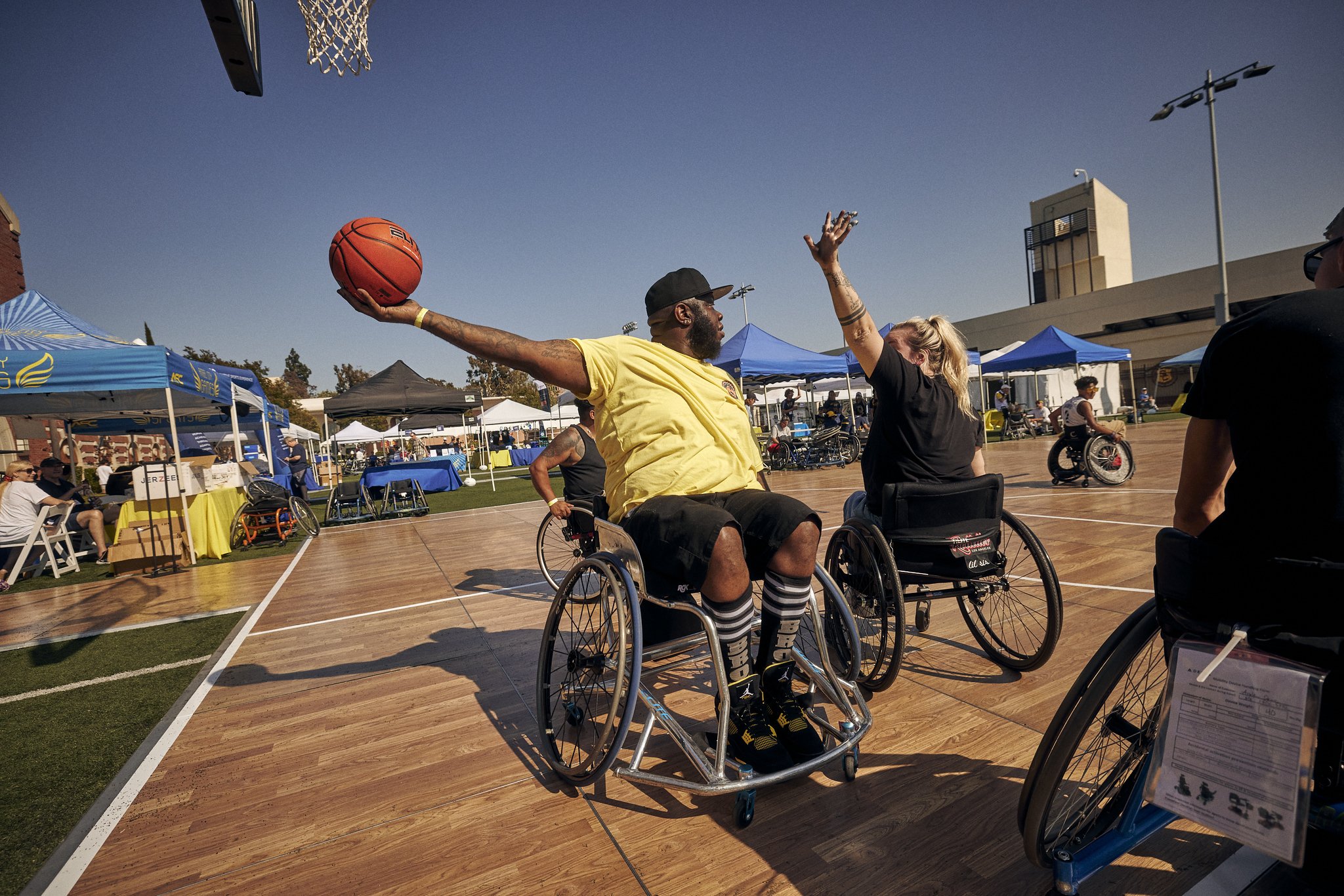 面对队中其 面对队中其